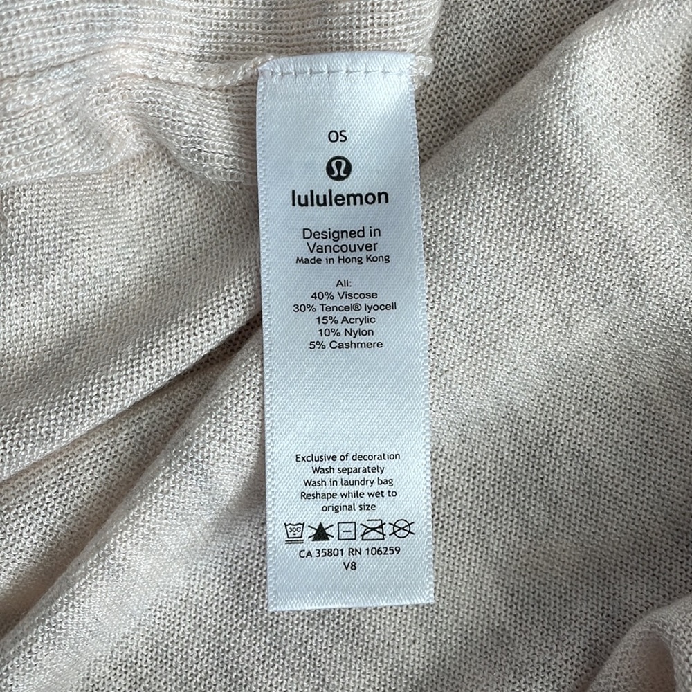 NWT Lululemon Yin Poncho Heathered Cherry Tint / Heathered Dune One Size - Picture 4 of 8